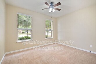 2955 Angelina Dr in Round Rock, TX - Foto de edificio - Building Photo
