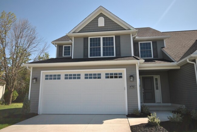 property at 4792 E Highland Pkwy