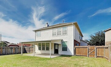 9710 Haleys Comet Cir in Tomball, TX - Building Photo - Building Photo