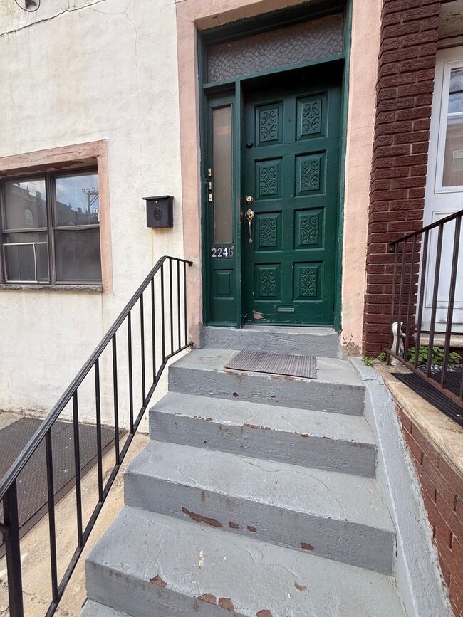 2246 S 15th St in Philadelphia, PA - Building Photo - Building Photo