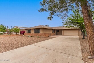 3613 S Kenneth Pl in Tempe, AZ - Building Photo - Building Photo