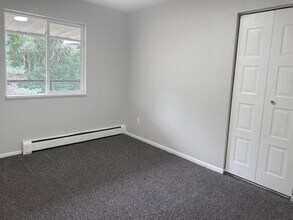 1565 Bacon Ave in Portage, MI - Building Photo - Building Photo