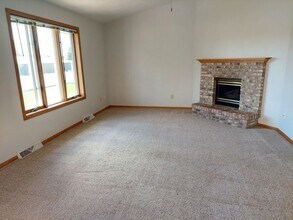 501-503 Stonegate Dr in Kimberly, WI - Building Photo - Building Photo