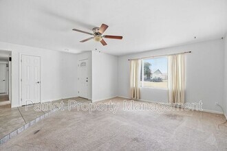 2150 W Eugie Ave in Phoenix, AZ - Building Photo - Building Photo