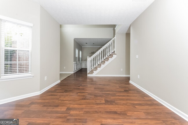 5807 Goldleaf Way in Rex, GA - Building Photo - Building Photo