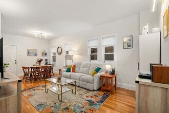 6-8 Oakland St in Cambridge, MA - Building Photo - Building Photo