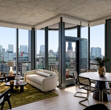 1104 W Carroll Ave in Chicago, IL - Foto de edificio - Building Photo