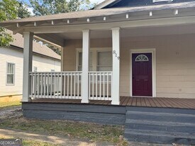818 Peeples St SW in Atlanta, GA - Building Photo