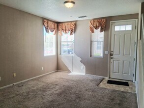 1291 Toscana Way in Carson City, NV - Foto de edificio - Building Photo