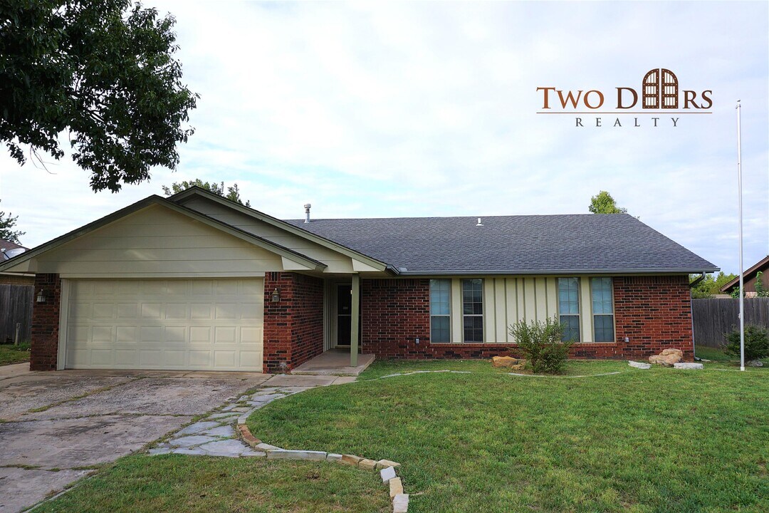 520 SW 25th St in El Reno, OK - Building Photo