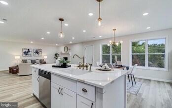 11960 Motley Pl in Waldorf, MD - Building Photo - Building Photo