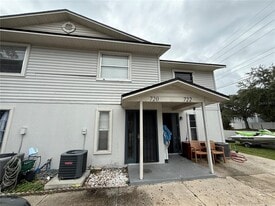 720 W Columbia Ave in Kissimmee, FL - Building Photo