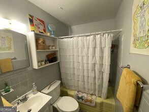 825 Marstevan Dr NE in Atlanta, GA - Building Photo - Building Photo