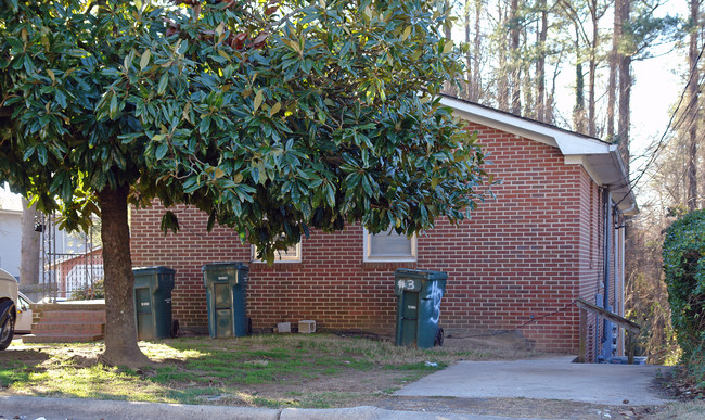 2105 Lafayette St in Durham, NC - Building Photo - Building Photo