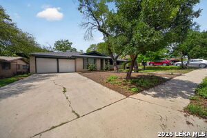 3743 Newrock Dr in San Antonio, TX - Building Photo - Building Photo