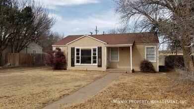 4010 32nd St in Lubbock, TX - Building Photo - Building Photo