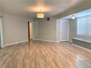 2031 SE Jackson St in Stuart, FL - Building Photo - Building Photo