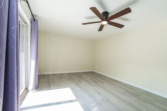 7201 224th St SW in Edmonds, WA - Building Photo - Building Photo