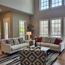 657 Surrey Ln in Flower Mound, TX - Building Photo - Building Photo