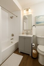 2625 San Marino St in Los Angeles, CA - Building Photo - Building Photo