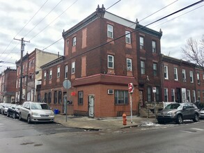 1801 S 16th St in Philadelphia, PA - Foto de edificio - Building Photo