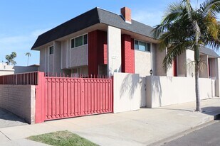 6104 Costello Ave, Unit Apt 4 in Los Angeles, CA - Building Photo