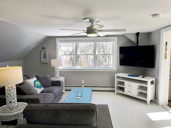 10 Windward Ln in Arundel, ME - Building Photo - Building Photo