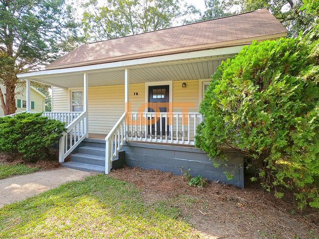 12 Sirrine St in Greenville, SC - Building Photo - Building Photo