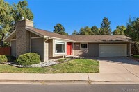 11873 E Yale Way in Aurora, CO - Foto de edificio - Building Photo