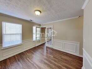 6435 Raleigh St in Cumming, GA - Building Photo - Building Photo