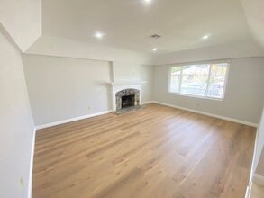 17386 San Luis St in Fountain Valley, CA - Building Photo - Building Photo