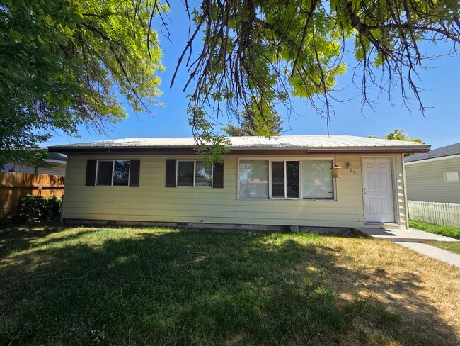 property at 611 Malta Ave
