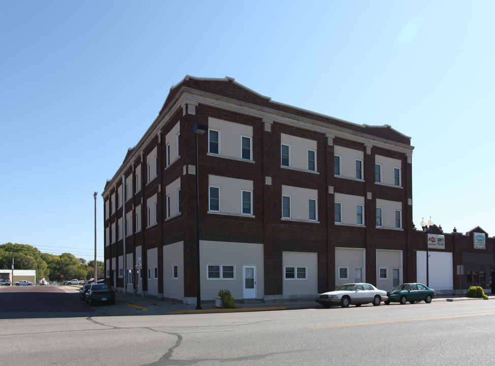 Skelly Building Apartments in El Dorado, KS - Building Photo