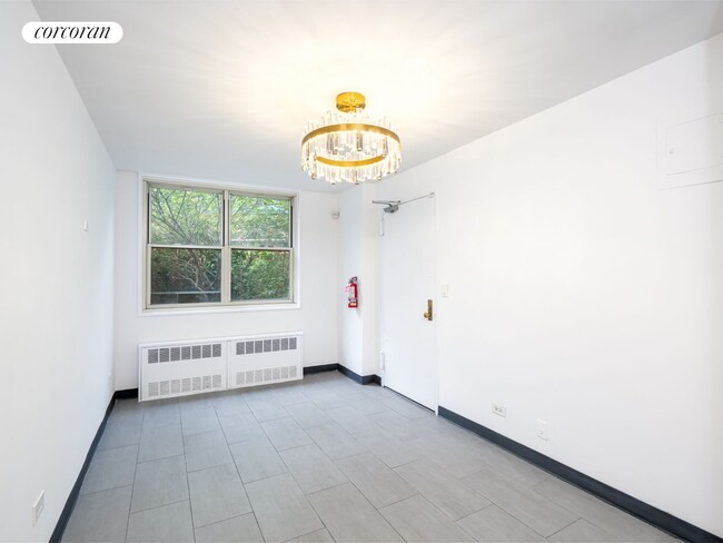 property at 185 E 85th St