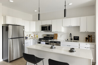 Beyond Woodbury in Woodbury, MN - Building Photo - Building Photo