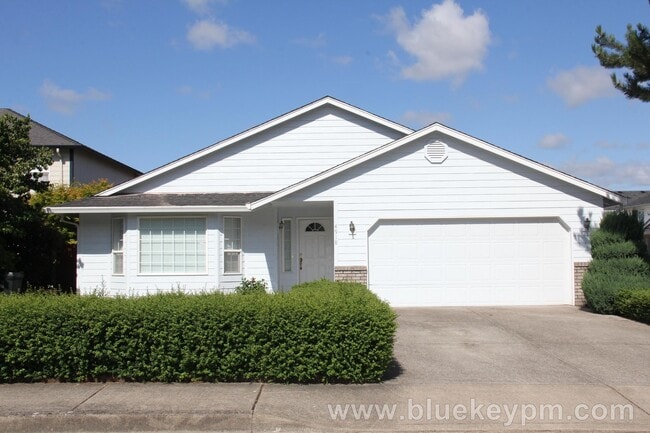 property at 4918 NE 131st Ct