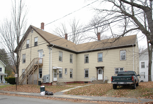 34 Seavey St in Westbrook, ME - Building Photo - Building Photo