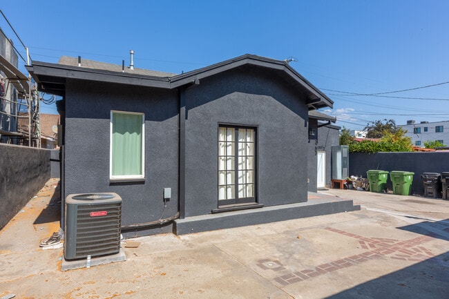property at 3201 W 18th St