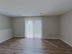1444 Willow Creek Ln in Shoreview, MN - Building Photo - Building Photo