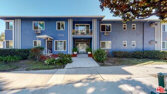 11284 Montana Ave in Los Angeles, CA - Building Photo