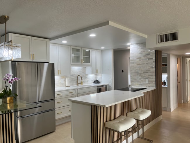 2121 N Ocean Blvd in Boca Raton, FL - Building Photo - Building Photo