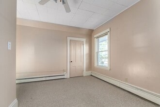 366 Commercial St in Braintree, MA - Building Photo - Building Photo