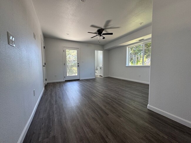 4200-4210 Tranquilla Ave in Atascadero, CA - Building Photo - Building Photo
