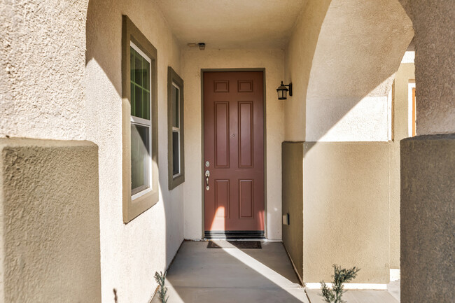 43826 Countryside Dr in Lancaster, CA - Foto de edificio - Building Photo