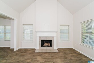 1041 Crawford Ct in Chelsea, AL - Building Photo - Building Photo