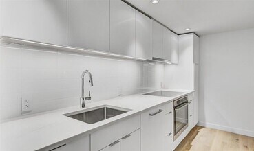 1931 Preston St in Halifax, NS - Building Photo - Building Photo