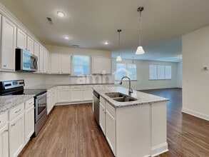 203 Gregory Dr in Clayton, NC - Building Photo - Building Photo