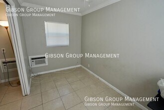 528 SW 5th Ave in Fort Lauderdale, FL - Building Photo - Building Photo