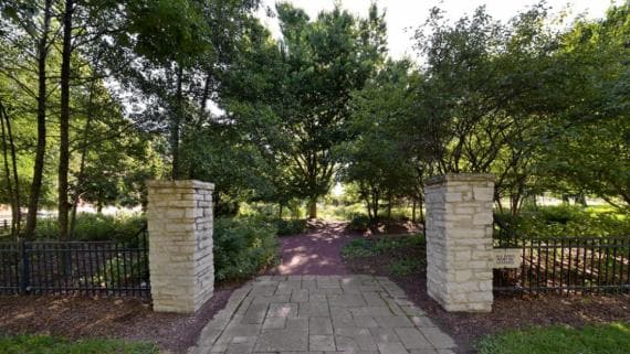 property at 8752 S Saginaw Ave