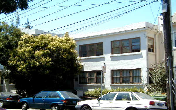 3931 Clarke St in Oakland, CA - Building Photo - Building Photo